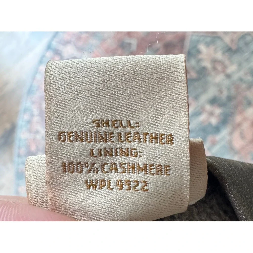 Fownes nwt vintage